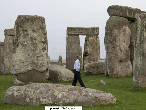 STONEHENGE - adevăr sau minciună - Atunci de ce le-au �mbrăcat in ciment? Ca sa - Istorie