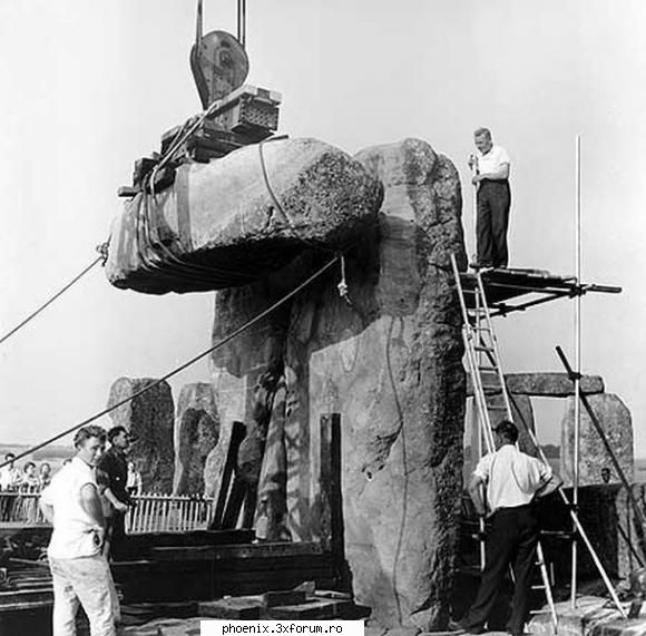 STONEHENGE - adevăr sau minciună - Credeți ca monumentul de la Stonehenge este - Istorie