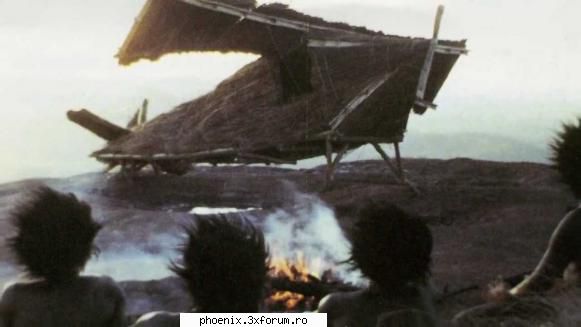 cam asa apare o religie: cargo cult